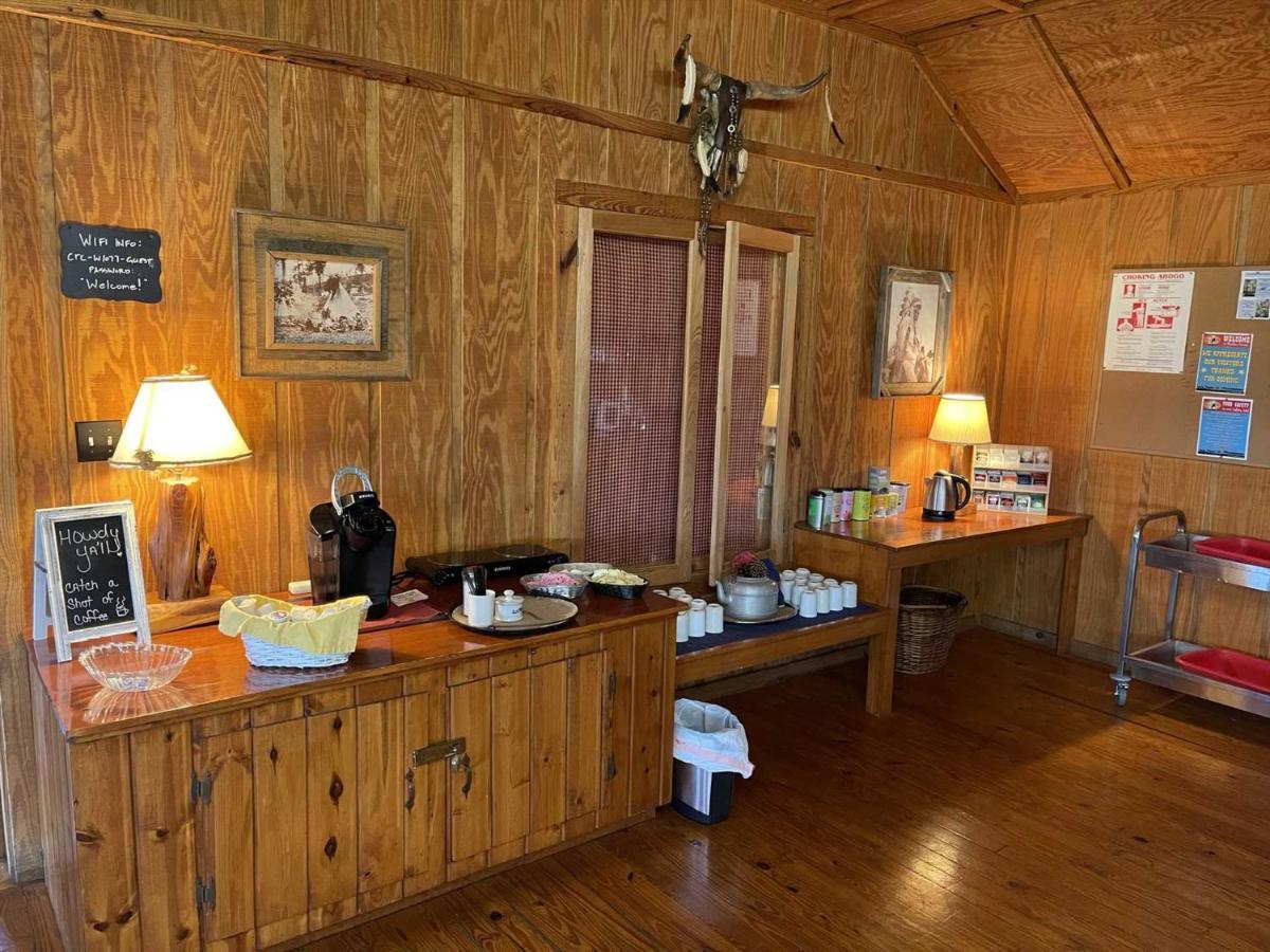 West 1077 Guest Ranch - Retreat Bed & Breakfast Tarpley Екстериор снимка